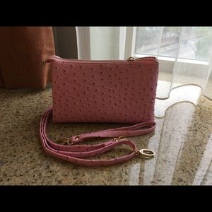 “ Convertible” clutch Like new